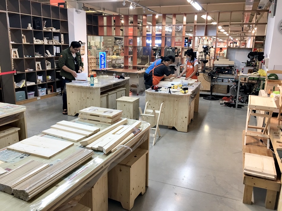 木工DIY-木工手作課程【特力屋手創空間台南仁德店】松木折合桌木工DIY手作課程