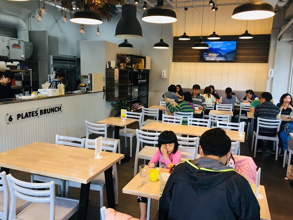 台南美食-6吋盤早午餐安平店五顏六色澎湃好吃又平價吃得好滿足