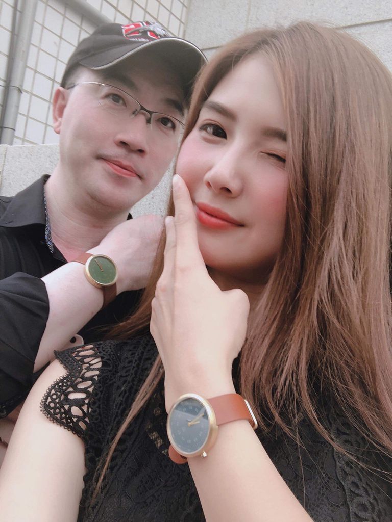 時尚穿搭手錶配件Maven Watches香港設計錶傳統手工藝極簡大理石錶面瑞士機芯、鏽鋼製造、藍寶石水晶玻璃錶面、意大利牛皮錶帶輕易搭配造型