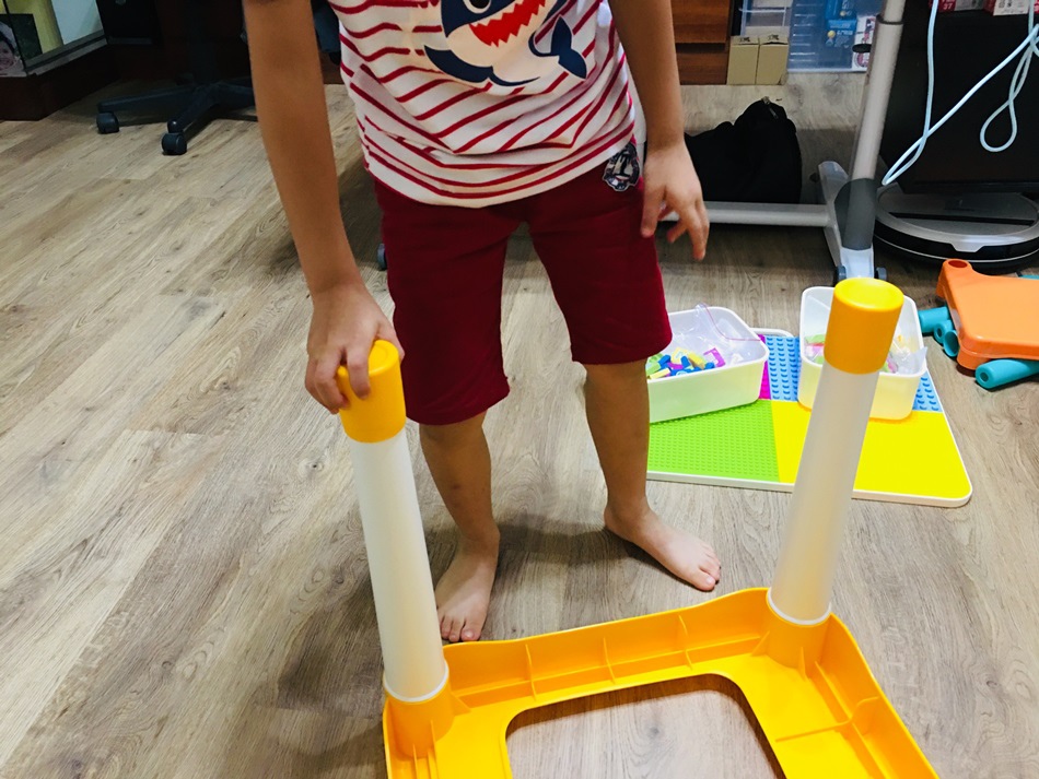 台南親子-多功能積木學習桌兒童遊戲桌與樂高積木兼容可調整高度收納功能UTmall親子商城