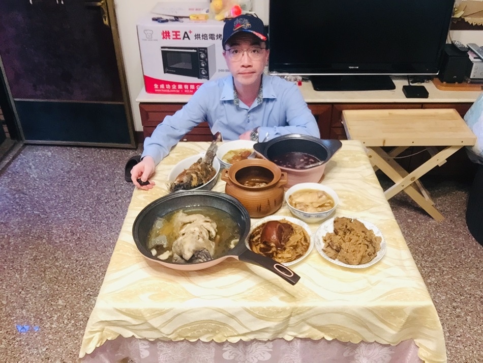2020年菜推薦全聯錵鑶聖凱師團圓富貴年菜組3999元搞定8到10人份年菜 2020年菜推薦全聯錵鑶聖凱師團圓富貴年菜組3999元搞定8到10人份年菜