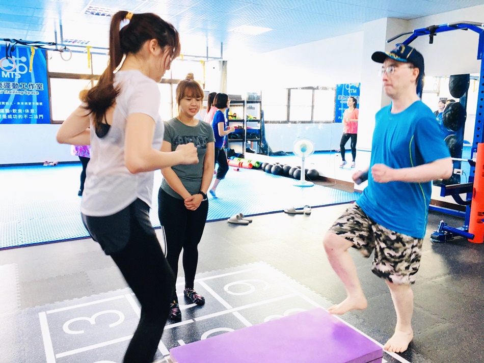 台南CA體能工作室│私人健身教練一對一專屬健身訓練計劃,減肥增肌降脂重訓新手必看-第十三堂課 台南CA體能工作室│私人健身教練一對一專屬健身訓練計劃,減肥增肌降脂重訓新手必看-第十三堂課