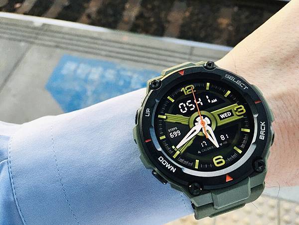 運動手錶推薦Amazfit T-Rex智能手錶軍規認證智能運動心率智慧手錶原廠公司貨14種運動模式雙GPS衛星定位