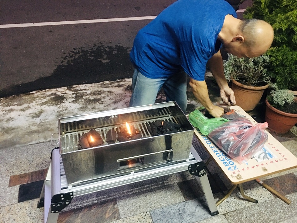 2020中秋烤肉每年的這個時候真是開心愉快的一晚 2020中秋烤肉每年的這個時候真是開心愉快的一晚