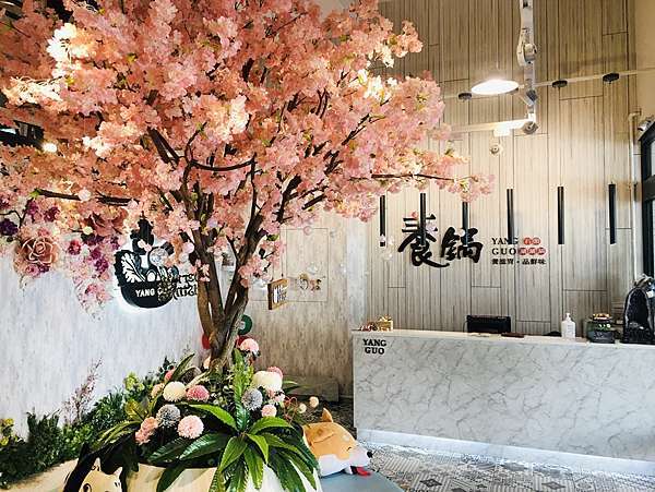 台南火鍋推薦養鍋Yang Guo石頭涮涮鍋台南文化店,重磅海陸大餐龍蝦螃蟹日本干貝頂級和牛牛肉,頂級食材這裡通通都有火鍋控快收藏 台南火鍋推薦養鍋Yang Guo石頭涮涮鍋台南文化店,重磅海陸大餐龍蝦螃蟹日本干貝頂級和牛牛肉,頂級食材這裡通通都有火鍋控快收藏