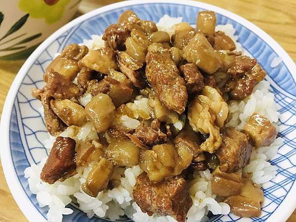 屏東潮州福氣佳土魠魚羹燒湯頭鹹香濃郁尾韻回甘在地人從小吃到大老饕私藏口袋名單 屏東潮州福氣佳土魠魚羹燒湯頭鹹香濃郁尾韻回甘在地人從小吃到大老饕私藏口袋名單
