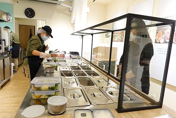 台南健康餐盒│十一原味‧健康選食成大店營養師團隊為您計算健康美食無添加味精低膽固醇飲食低渣飲食,客製化手術後料理 台南健康餐盒│十一原味‧健康選食成大店營養師團隊為您計算健康美食無添加味精低膽固醇飲食低渣飲食,客製化手術後料理