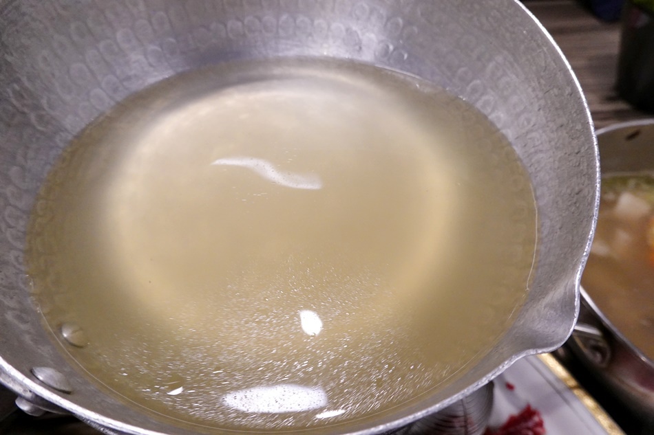 台南牛肉鍋推薦│老饕推薦鴻牛溫體牛肉鍋西門店每日善化直送新鮮溫體牛!好吃牛尾鍋就在鴻牛溫體牛肉鍋 台南牛肉鍋推薦│老饕推薦鴻牛溫體牛肉鍋西門店每日善化直送新鮮溫體牛!好吃牛尾鍋就在鴻牛溫體牛肉鍋