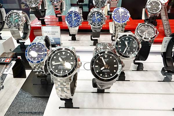 高雄手錶港都春天鐘錶各式經典品牌MIDO、卡西歐、星辰錶、SEIKO精工錶、Fossil、Tissot，現場買手錶絕對有特價幫你省荷包，郵寄免運費分期零利率、保證公司貨、