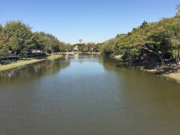 台南二日遊台灣好湯泡湯溫泉之旅鹽水橋月津港公園南老街關子嶺溫泉菁寮老街尖山埤江南渡假村豐富又好玩旅程