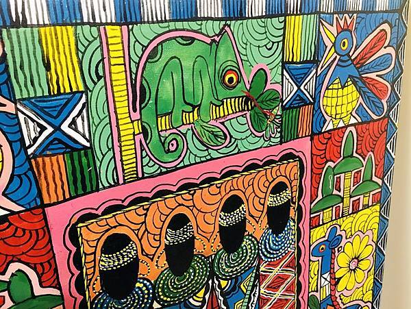 凡卡藝廊Tinga Tinga東非非洲坦尚尼亞新銳藝術家繪畫藝術收藏，以動物為主題、琺瑯漆為顏料，畫風熱情、繽紛、魔幻，適合應用在各式展示空間裝飾與建築物辦公室