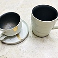 好禮交換日式風格咖啡杯│Eilong宜龍茶器一抹描金展現高雅與本真，微曦咖啡杯、微曦燧人馬克杯，手工燒製，每片紋路肌理都是獨一無二，提升生活品質、溫暖心靈