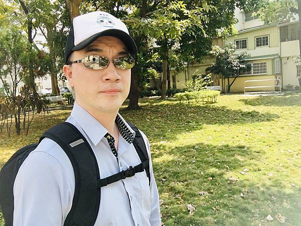 筆電專用電腦背包│帥氣型男專用筆電後背包Targus Work可搭配行李箱使用，多用途、大空間的商務電腦包，Targus 15-16 吋 Work 32L 擴充式電腦後背