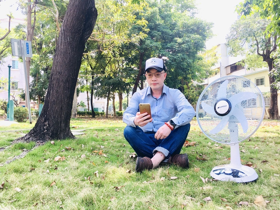 IMG_4346.JPG SANSUI山水露營電扇,獨家專利 14吋LED智慧雙效驅蚊DC充電風扇SDF-14M01,DC直流無刷馬達,內置大容量電池、靜