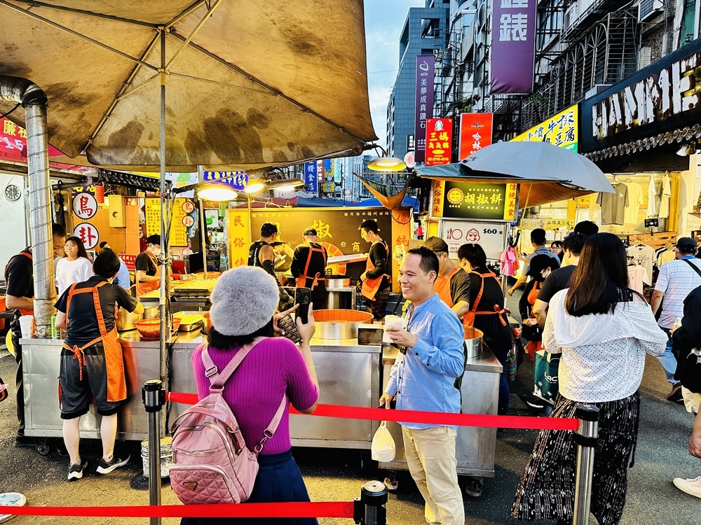 台北松山飯店推薦│位於松山區首都大飯店近世貿展覽館，附近就是