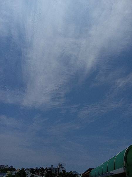 0518(午)拍攝雲彩