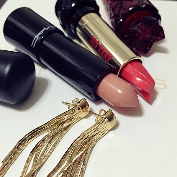 Make Up 15秋冬必備唇膏3色系 超實用變化擦法 潮流 美妝 消費創造個人化風格的女性社群pixstyleme Make Up 15秋冬必備唇膏3色系 超實用變化擦法 潮流 美妝 消費創造個人化風格的女性社群pixstyleme