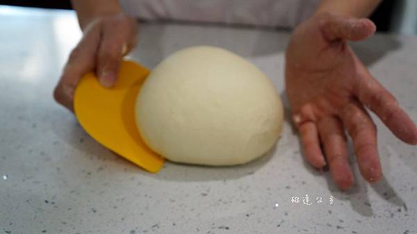 式低油糖牛角包-8.JPG