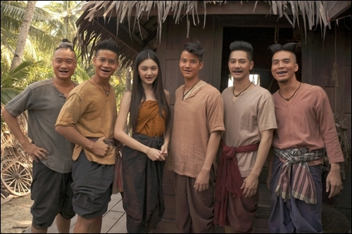 pee_mak