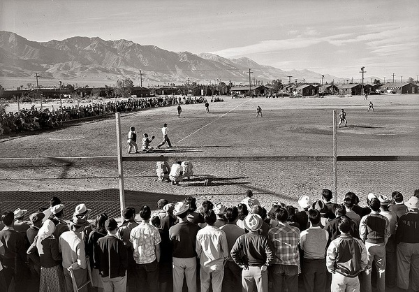 800px-Manzanar_Baseball_Ansel_Adams.jpg