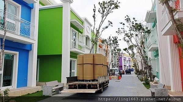 052901.jpg 052901.jpg