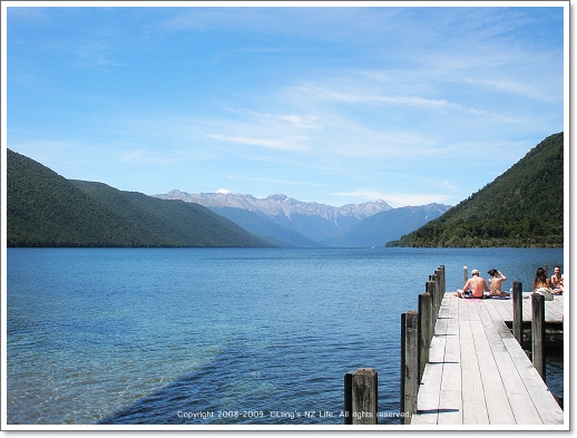 lake rotorua3.jpg