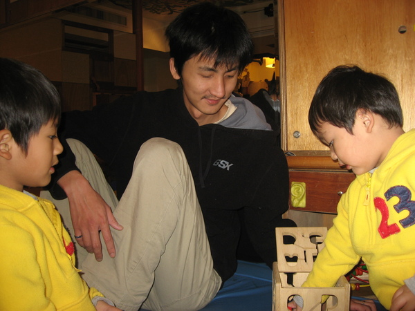 IMG_5822台北童年成長-BABY區的父子三人.JPG