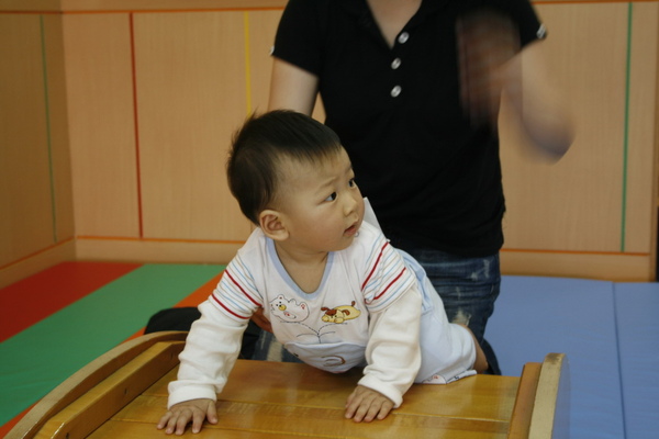 20090412junior天母健寶園寶寶爬爬樂大賽 067.jpg