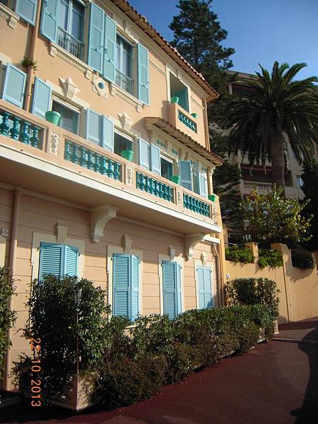 MONACO (55)