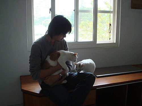 uwZD2xI652LezIKFe2krGw[1]