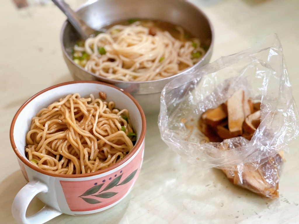 [食記] 新興 無名鴨肉麵