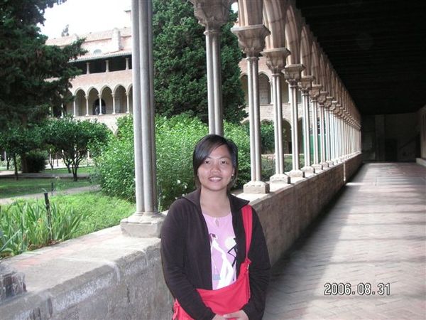 inside Monasterio de Pedralbes