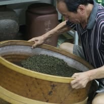 喝茶其實很時髦：現代人為什麼需要一杯慢焙茶？