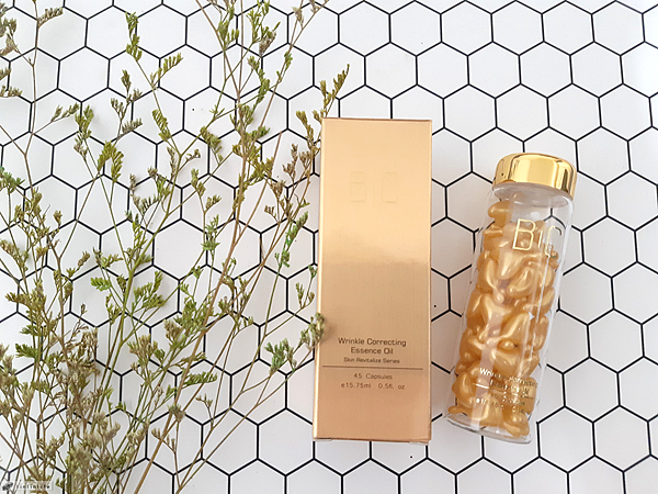 BC百匡,靚顏抗皺淡紋賦活油(百匡賦活膠囊),百匡賦活膠囊,
白龍膽花精萃可亮白撫平細紋與修護受傷肌膚,並高度保濕鎖水,延緩肌膚老化,一顆多種用途,強效版晚安面膜
,百匡賦活膠囊,百匡膠囊
