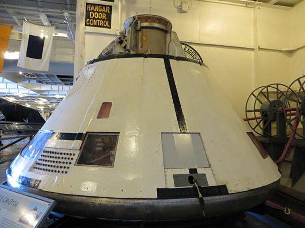 9111 收回阿波羅太空艙.JPG