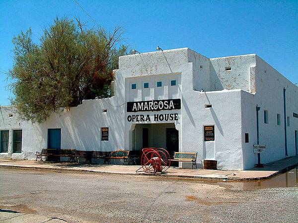 189 40 Amargosa_Opera_House