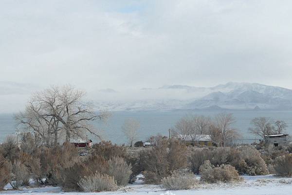 077 010 金字塔湖之冬.JPG