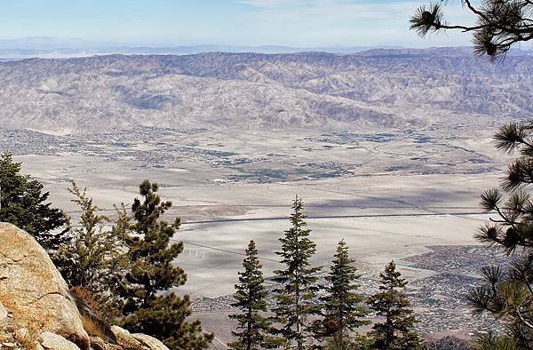 215 010 山腳下就是 Palm Springs.jpg 215 010 山腳下就是 Palm Springs.jpg