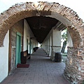 004 110 聖璜教堂的長廊.jpg