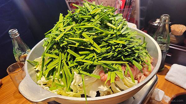 日本九州 福岡 元祖牛腸鍋 もつ鍋 樂天地 友都八喜博多站店