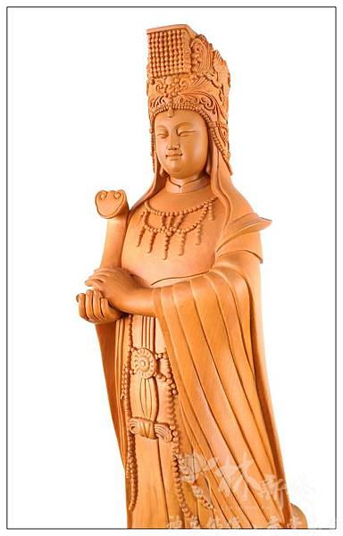 二尺二台灣檜木一體雕刻，湄洲媽祖娘娘