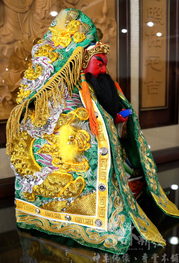 帝君青龍袍「浮棉繡線金蔥．參天宮體(銀)．手工龍紋衣(金)．