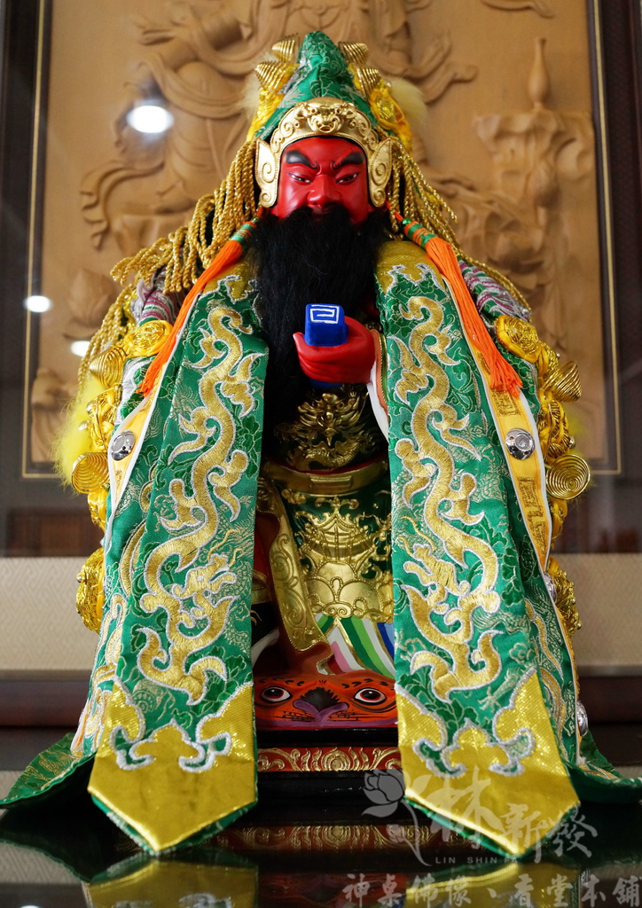 帝君青龍袍「浮棉繡線金蔥．參天宮體(銀)．手工龍紋衣(金)．