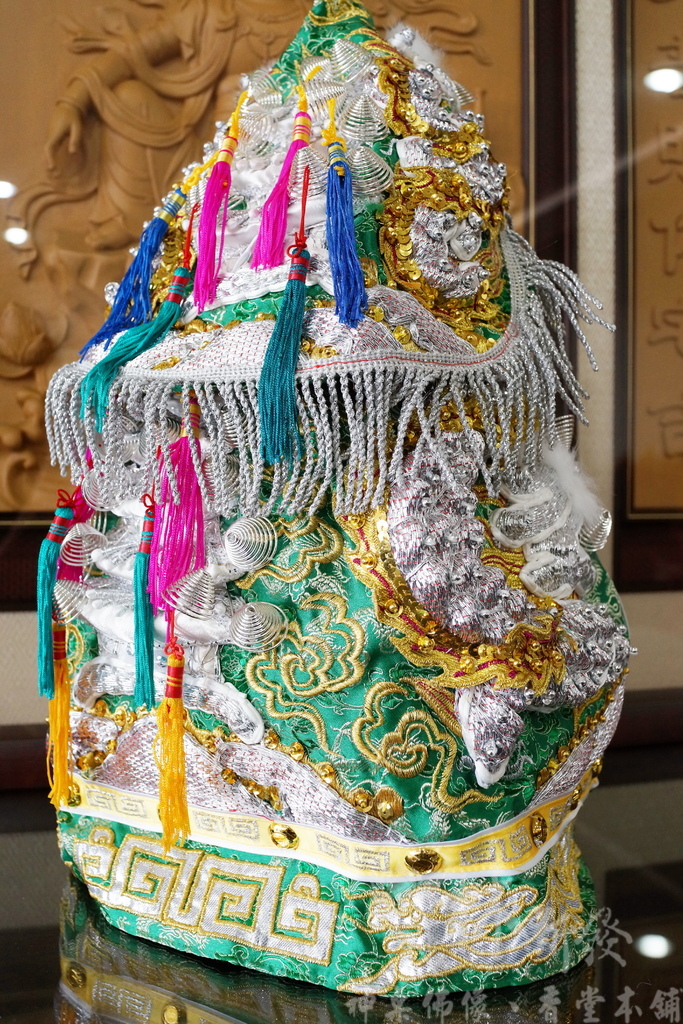 帝君青龍袍「浮棉繡線金蔥．參天宮體(銀)．手工龍紋衣(金)．