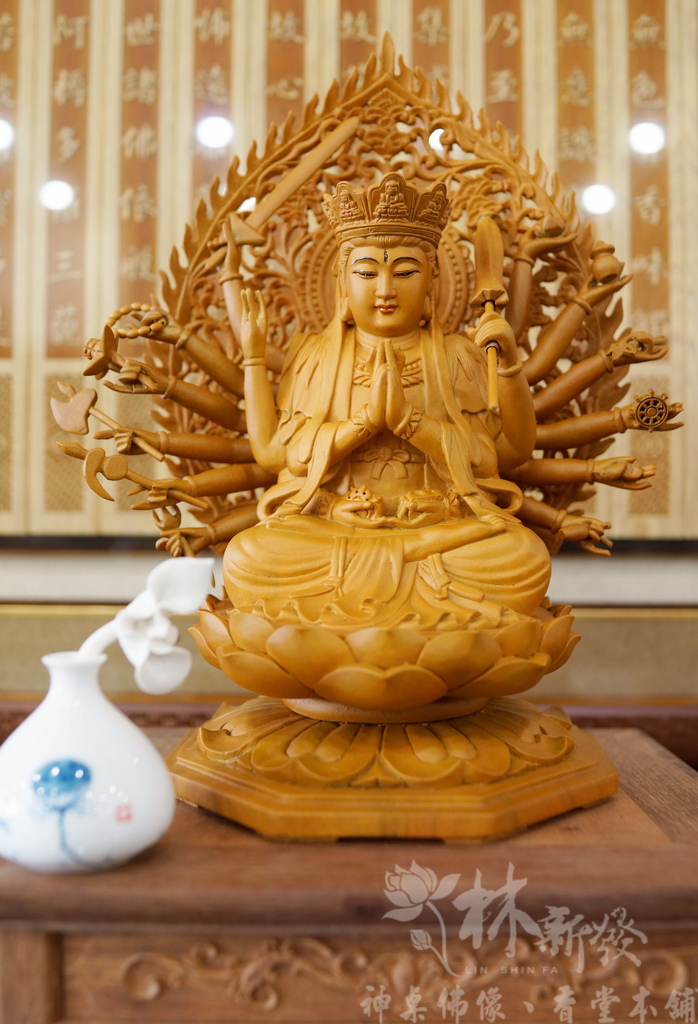 新發神藝-準提佛母（樟木按金作品）