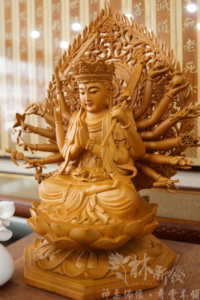 新發神藝-準提佛母（樟木按金作品）