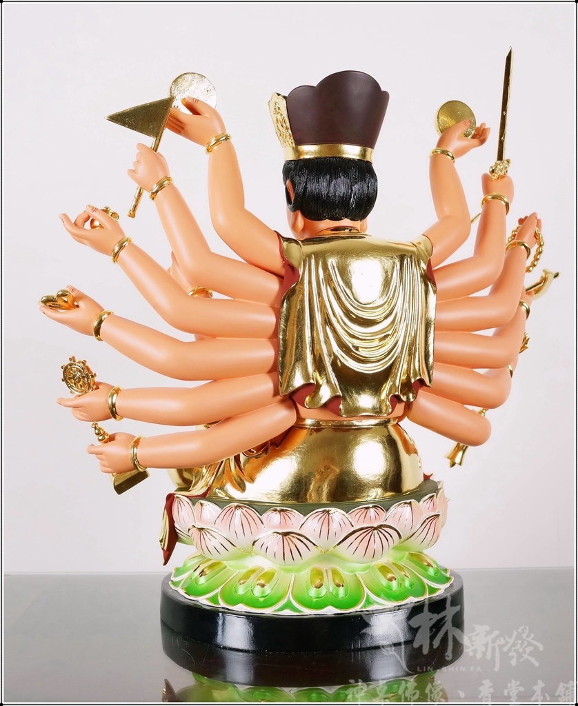 新發神藝-準提佛母（樟木按金作品）