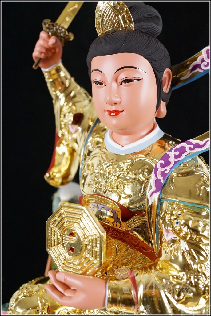 新發神藝-九天玄女娘娘(九蓮帶鳳體原色/描金/按金/紫袍)