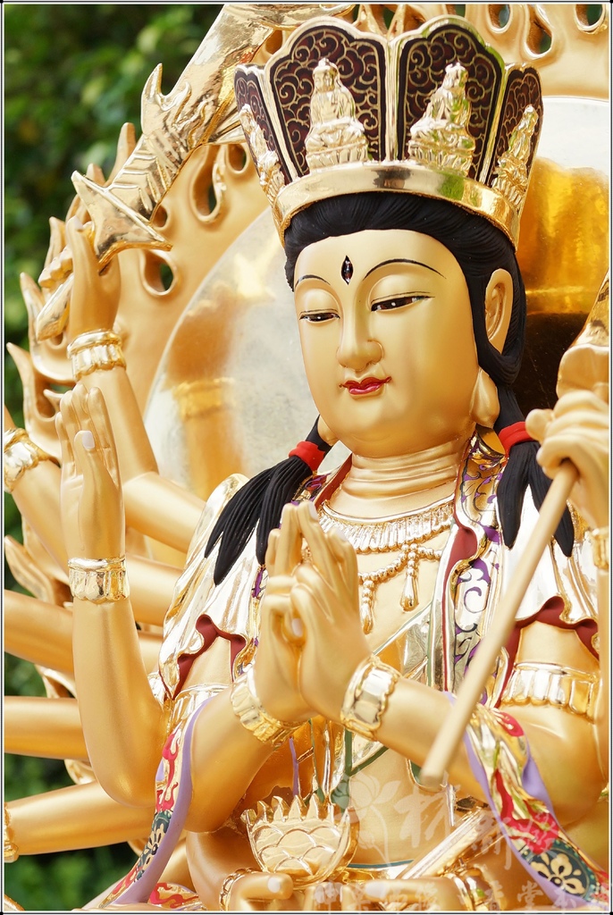 新發神藝-準提佛母(南彩藝術風格的二種藝術展現)