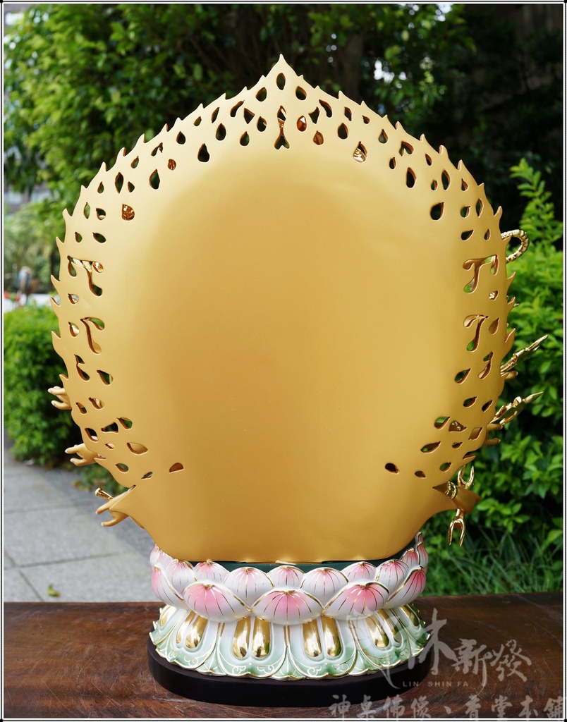 新發神藝-準提佛母(南彩藝術風格的二種藝術展現)